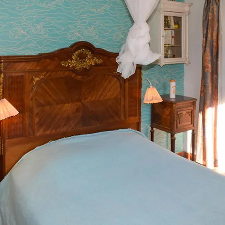 Holiday home Cozy In Saint-georges-doleron With Kitchen