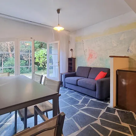 Holiday home Cozy In Saint-georges-doleron With Kitchen *